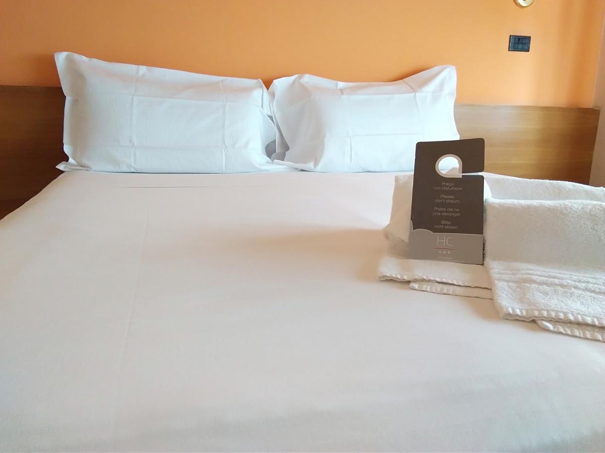 Hotel Cavalieri Pinerolo ภายนอก รูปภาพ